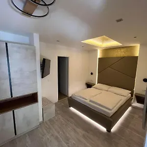 Frühstückspension H&h - Adults Only, Rovinj