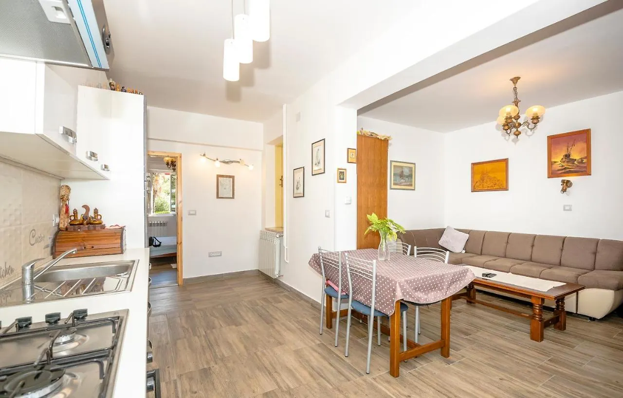 Guest House Ab Adria Home Rovinj